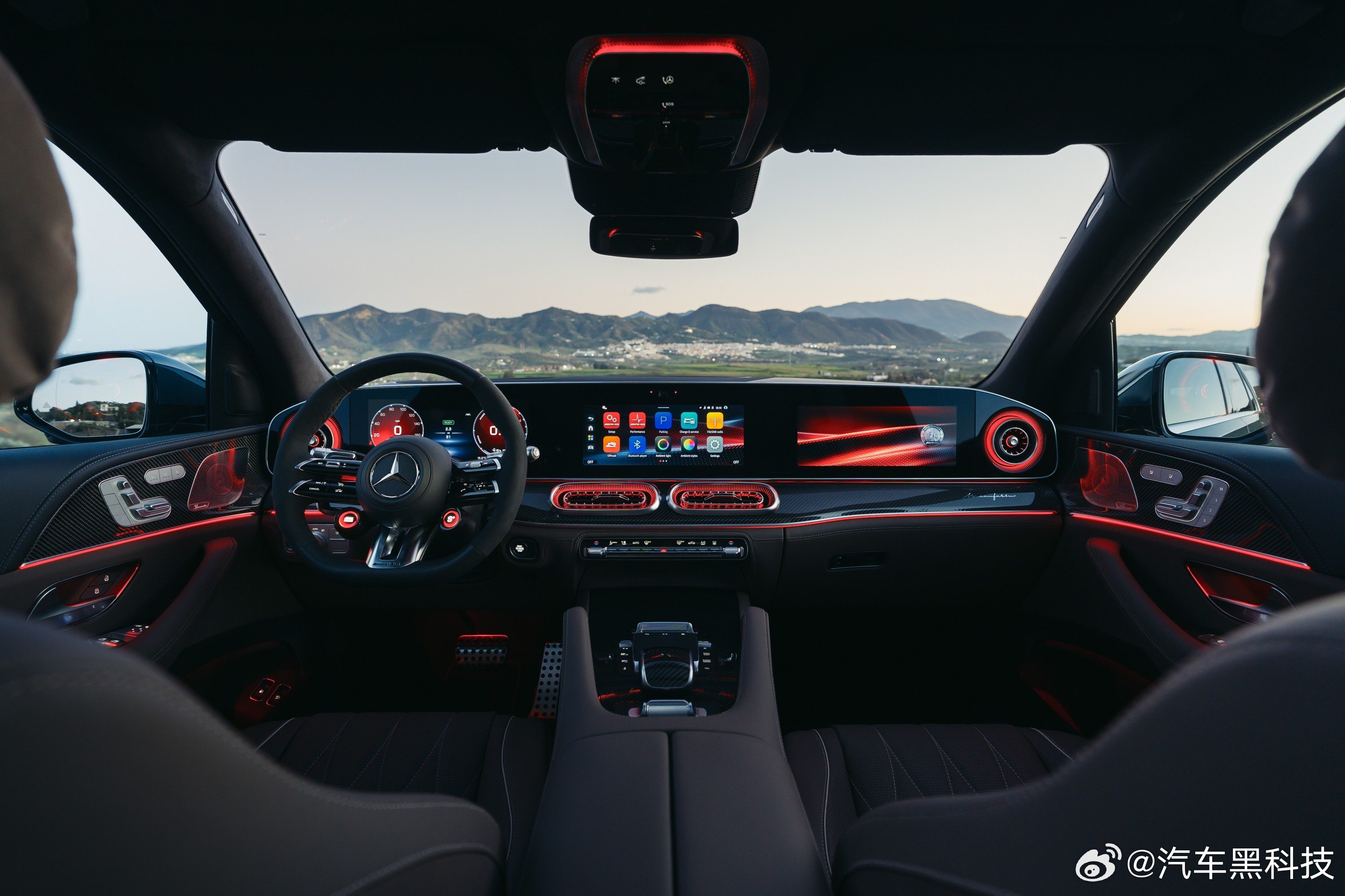 新一代奔驰GLE与GLS发布 4月1日，新一代梅赛德斯-奔驰GLE SUV、GL