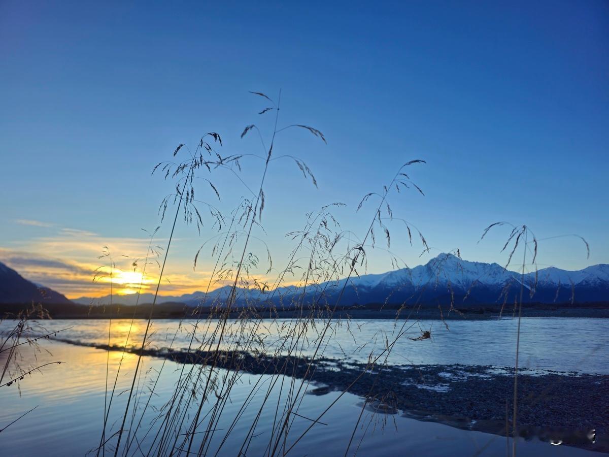 令人大彻大悟的一段话：“不争就是慈悲，不辩就是智慧；不闻就是清净，不看就是自在；