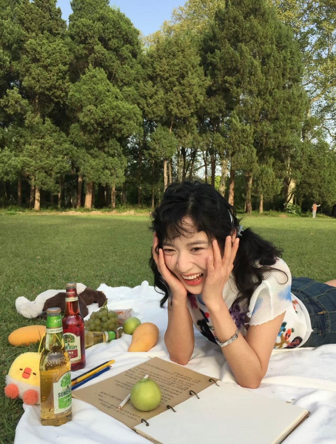 存一些野餐拍照姿势🥗 ​​​