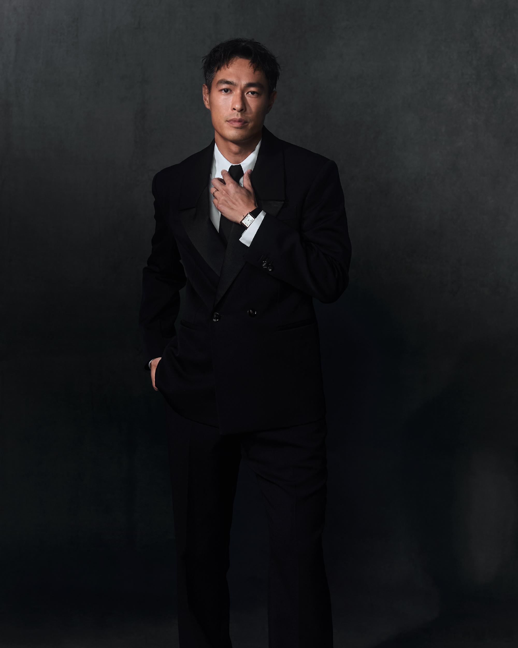 虽然《今夜一起为爱鼓掌》未在金钟奖抱奖而归，但这部他监制并主演的作品能入围，已是