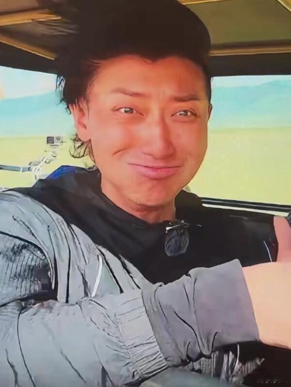 黄子韬粉丝还是太抽象了 真没想到啊，韬家粉丝总能整出些意想不到的活，抽象程度超乎