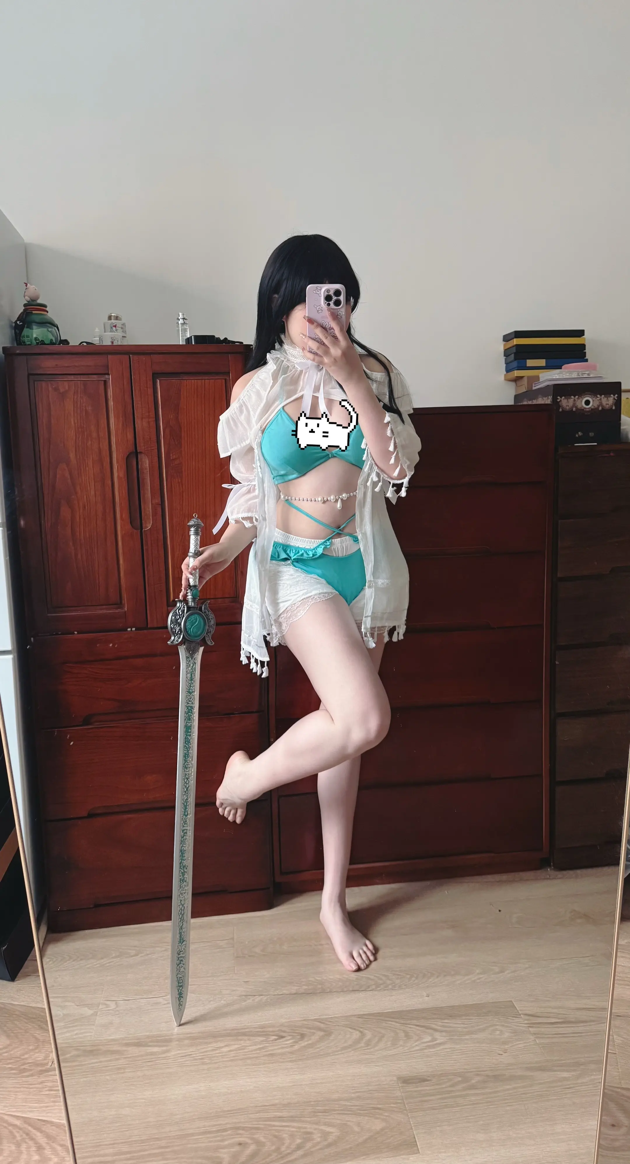 这身装扮如何…？殷紫萍