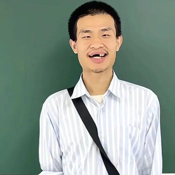有人想成为爱因斯坦，
有人想成为霍金，
但我敢说，没有几个人想成为韦东奕。
大家
