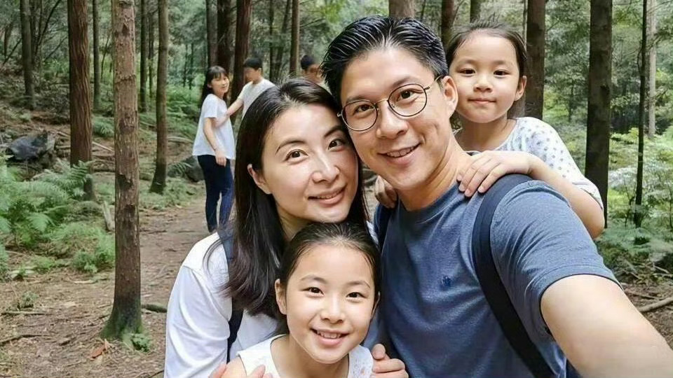 郭晶晶在社交平台晒出假期vlog，大大方方晒出儿女，也只能是霍家了！ ​​​