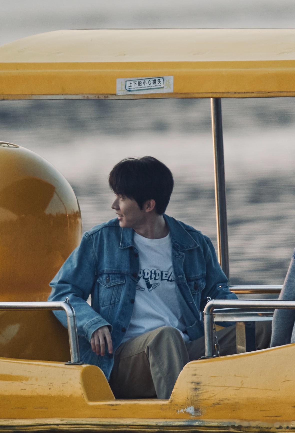 我追的末世小说有脸了 医疗包飒爽枫×对讲机热血祺，眼神与设定双杀，完美复刻，末世