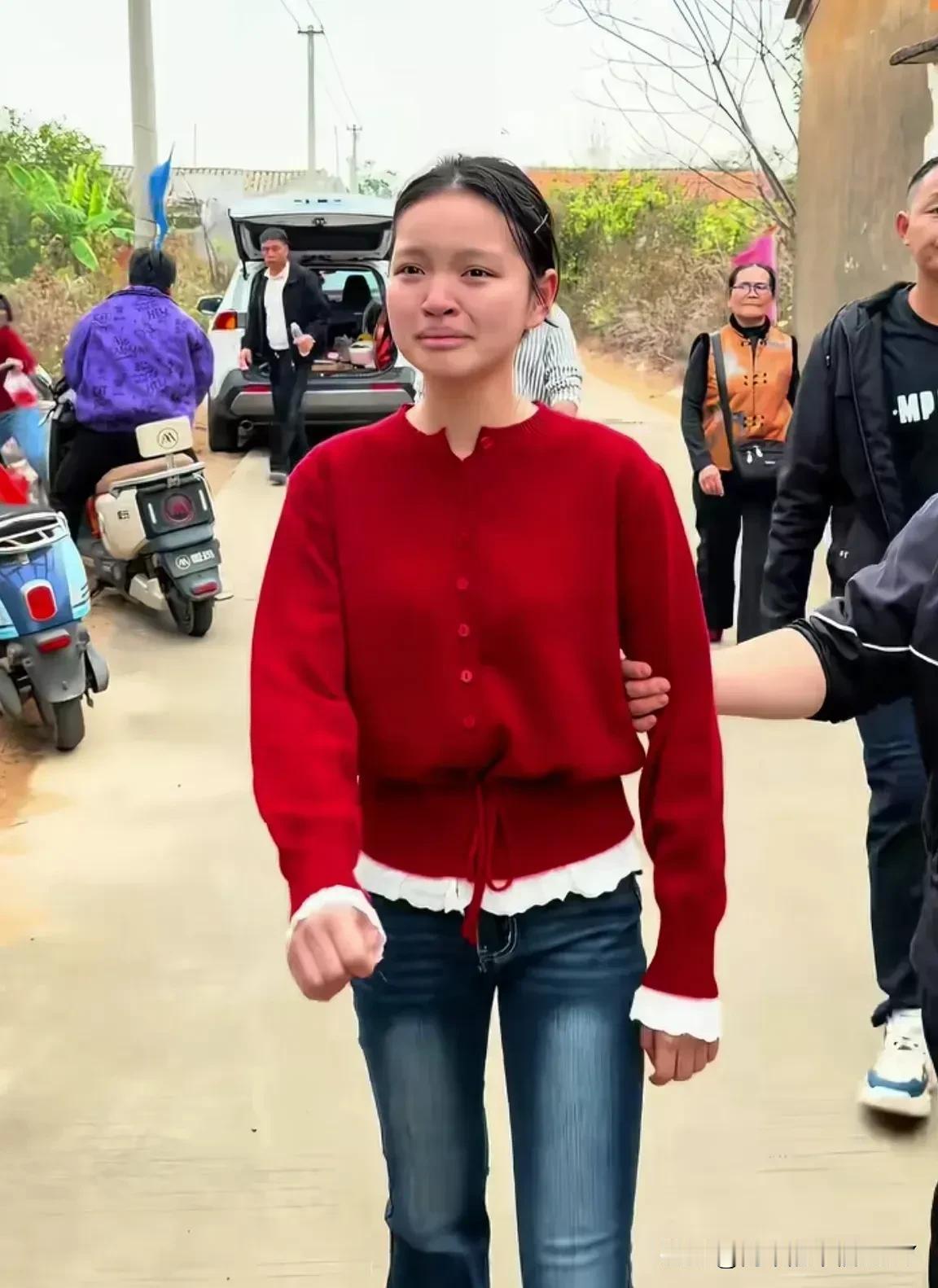 湛江妈祖祭祀这事儿，真是把人心的偏私和天道的公正展现得明明白白。

 
本定好的