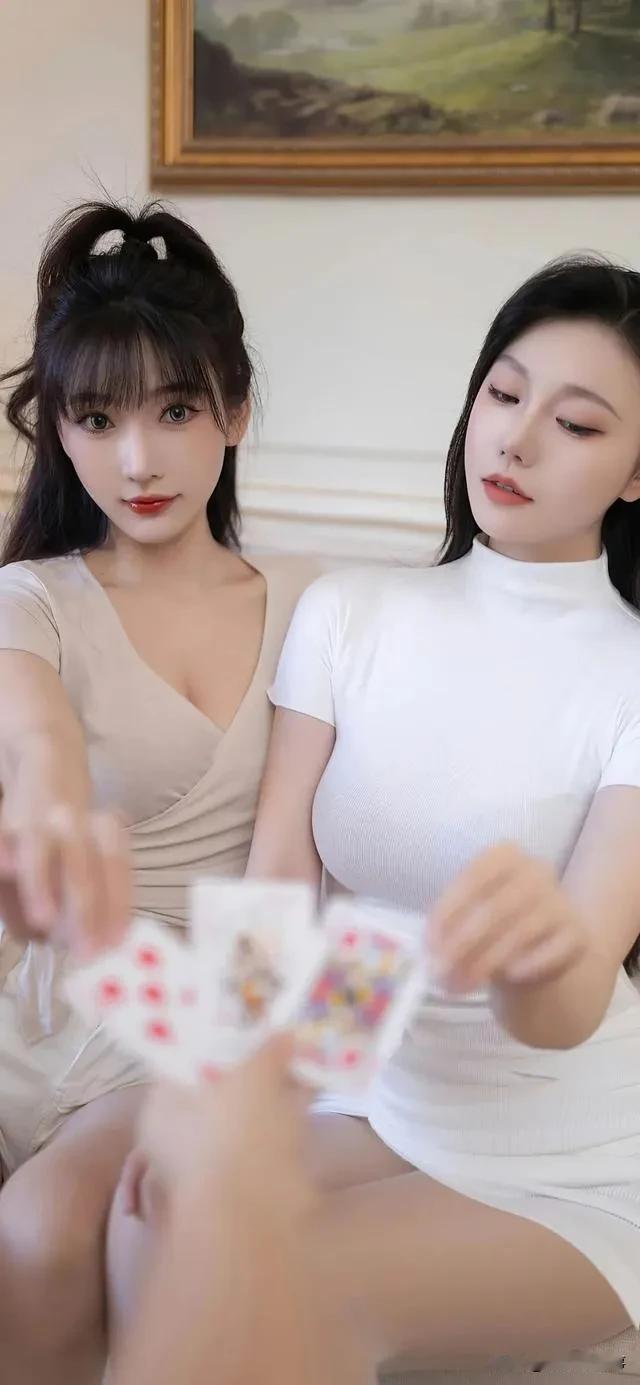 猜猜谁是姐姐谁是妹妹