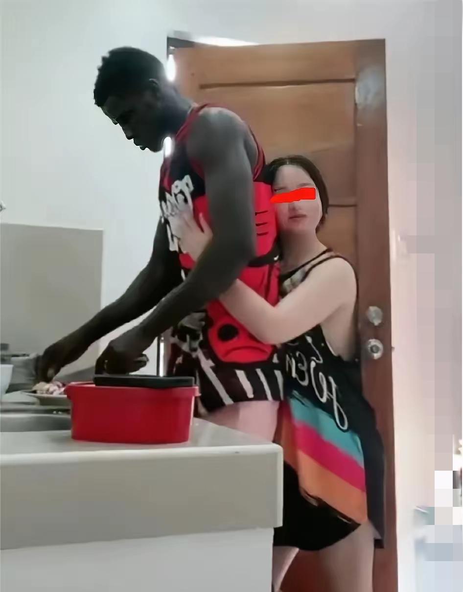 “外国滤镜”碎掉的瞬间，

   比失恋更扎心的是空空的钱包！

   22岁姑