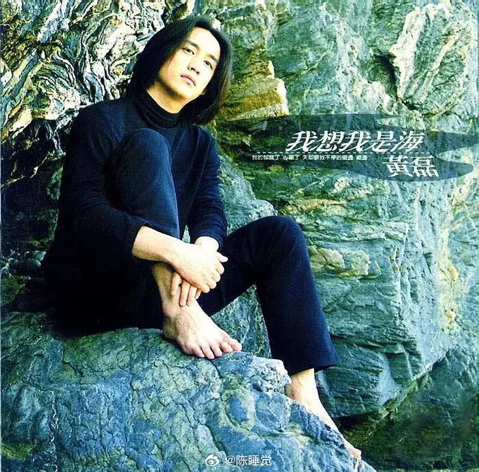 网页链接【晚安曲】当2026年的算法仍在精准投喂着15秒高潮的快餐旋律，当我们的