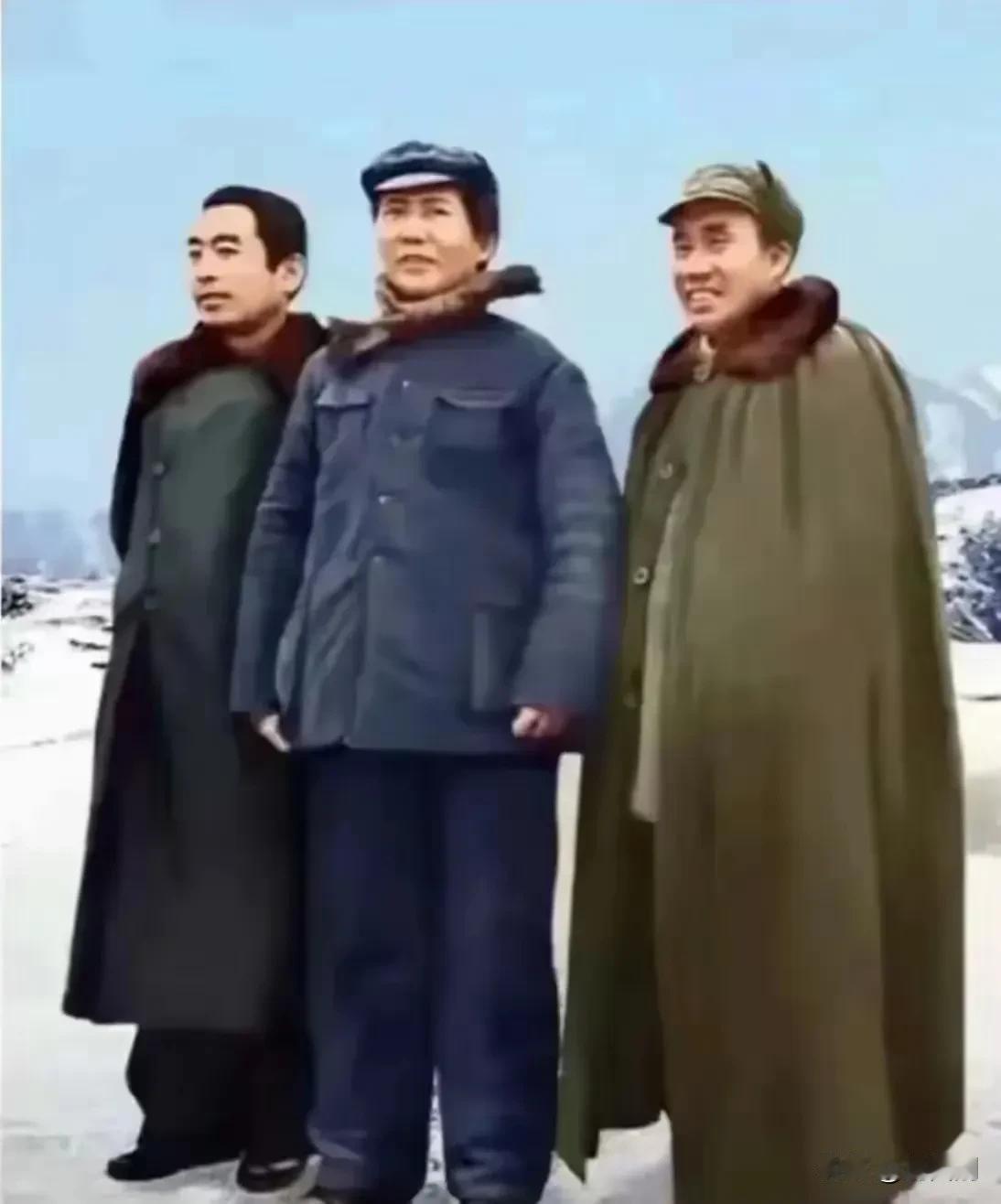 怀念周总理
（2025年1月8日）

在岁月的长河中，
有一盏灯，始终明亮，
那