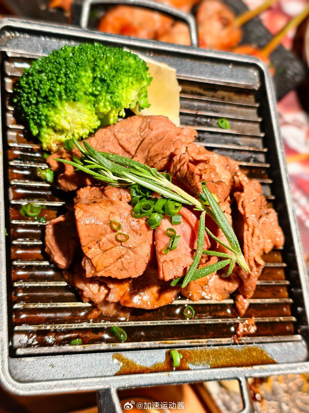 落地北京第一顿日式烧鸟健身人对于北方的美食选择性并不多，晚上吃烤鸭去🥰🥰🥰