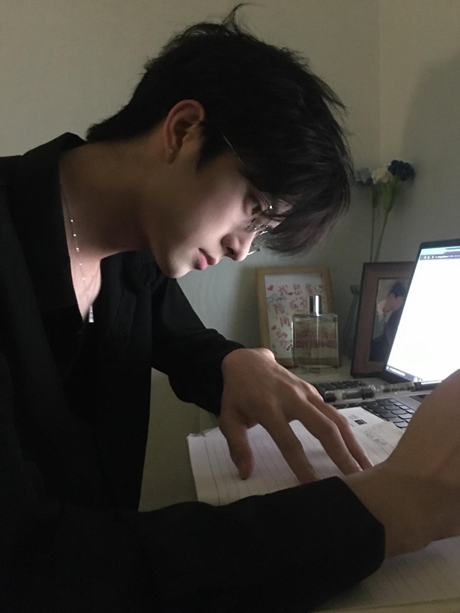 你可以利用我的爱走出创伤。