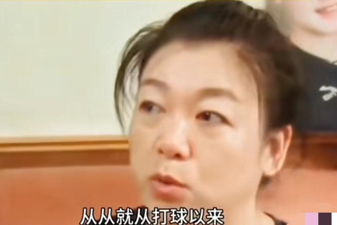 备战东京奥运会期间，因为疫情莎莎好久没回家了，有人问：莎莎你想家了吗？
莎莎马上