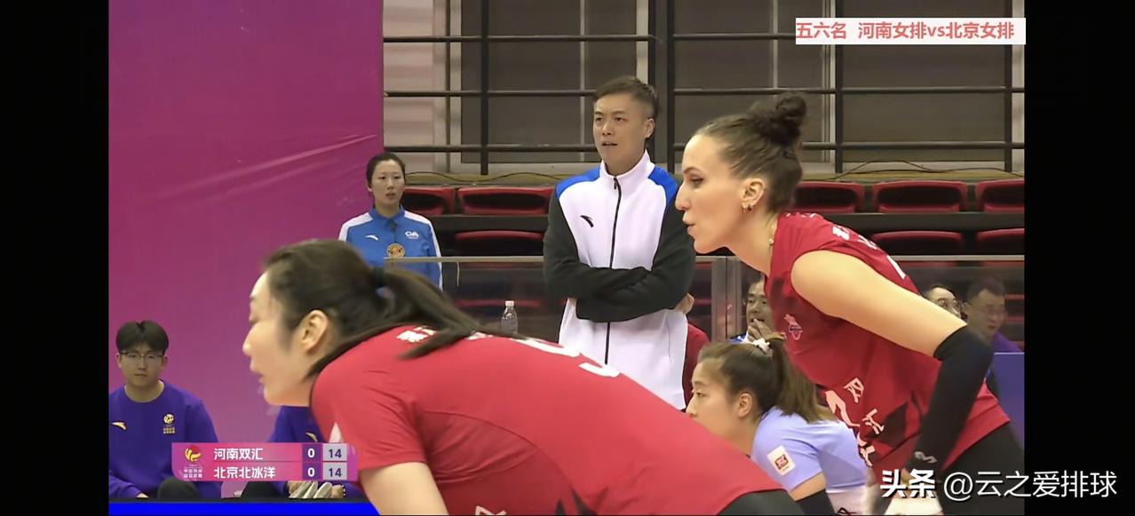 焦帅不再固执，终于肯锻炼小将了！
可惜李爽打了2局多，几乎是个隐形人。
防不起，