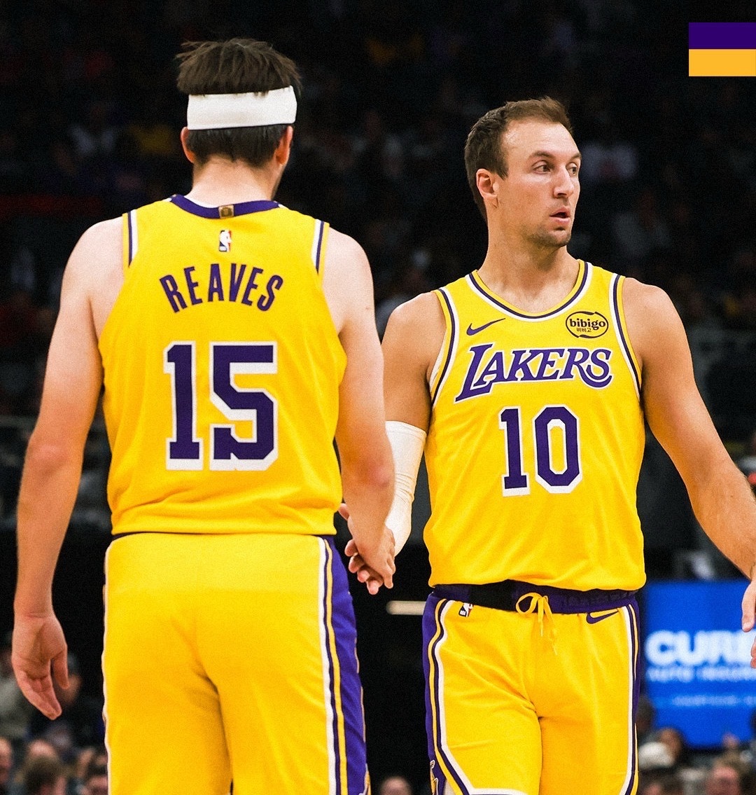 ？？？？？？里夫斯被诊断为左侧腹斜肌二级拉伤，预计缺阵4–6周，几乎缺席常规赛剩