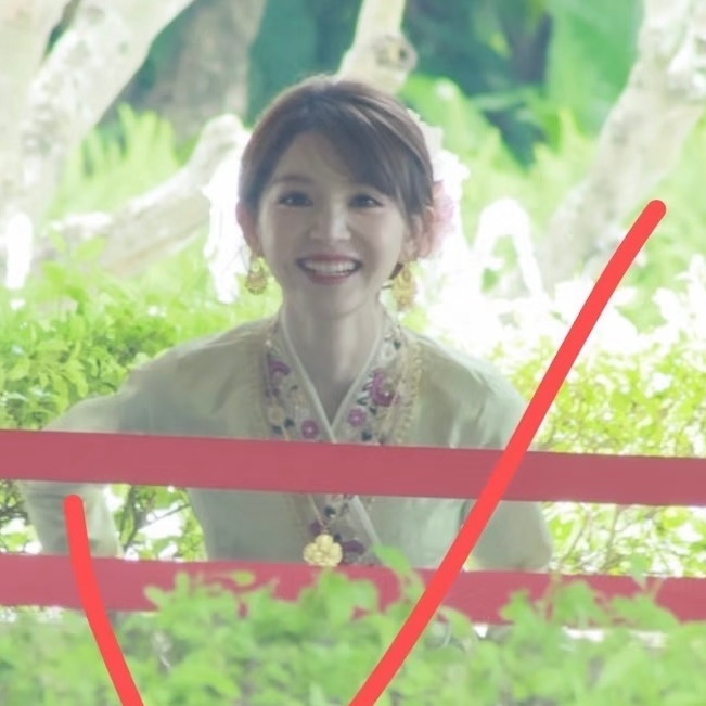 笑靥如花 田曦薇傣装盘发造型
