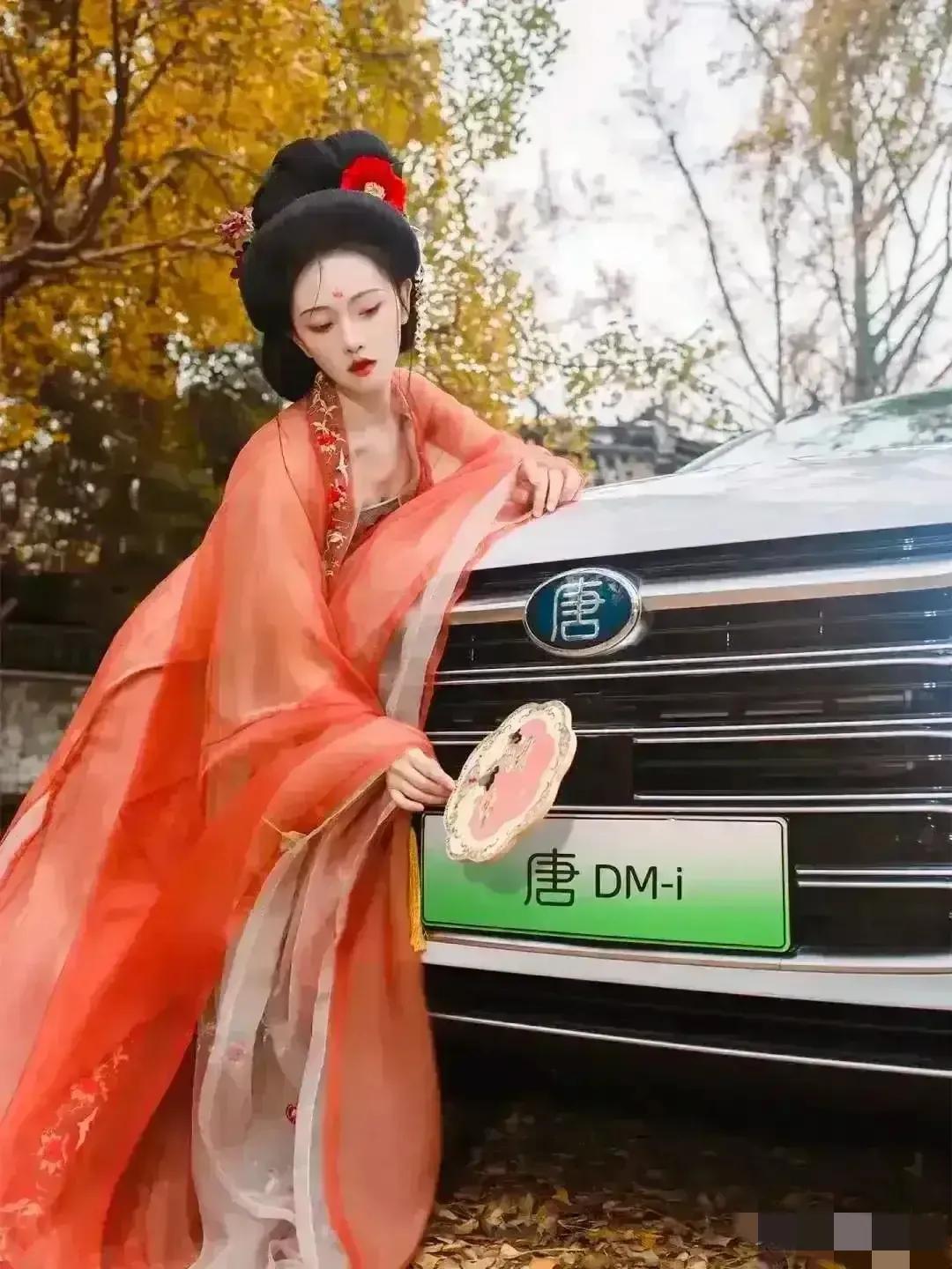 很多人说：要面子，买开奔驰宝马。拜托，现在是2024年了，还盲目崇拜外国品牌，这