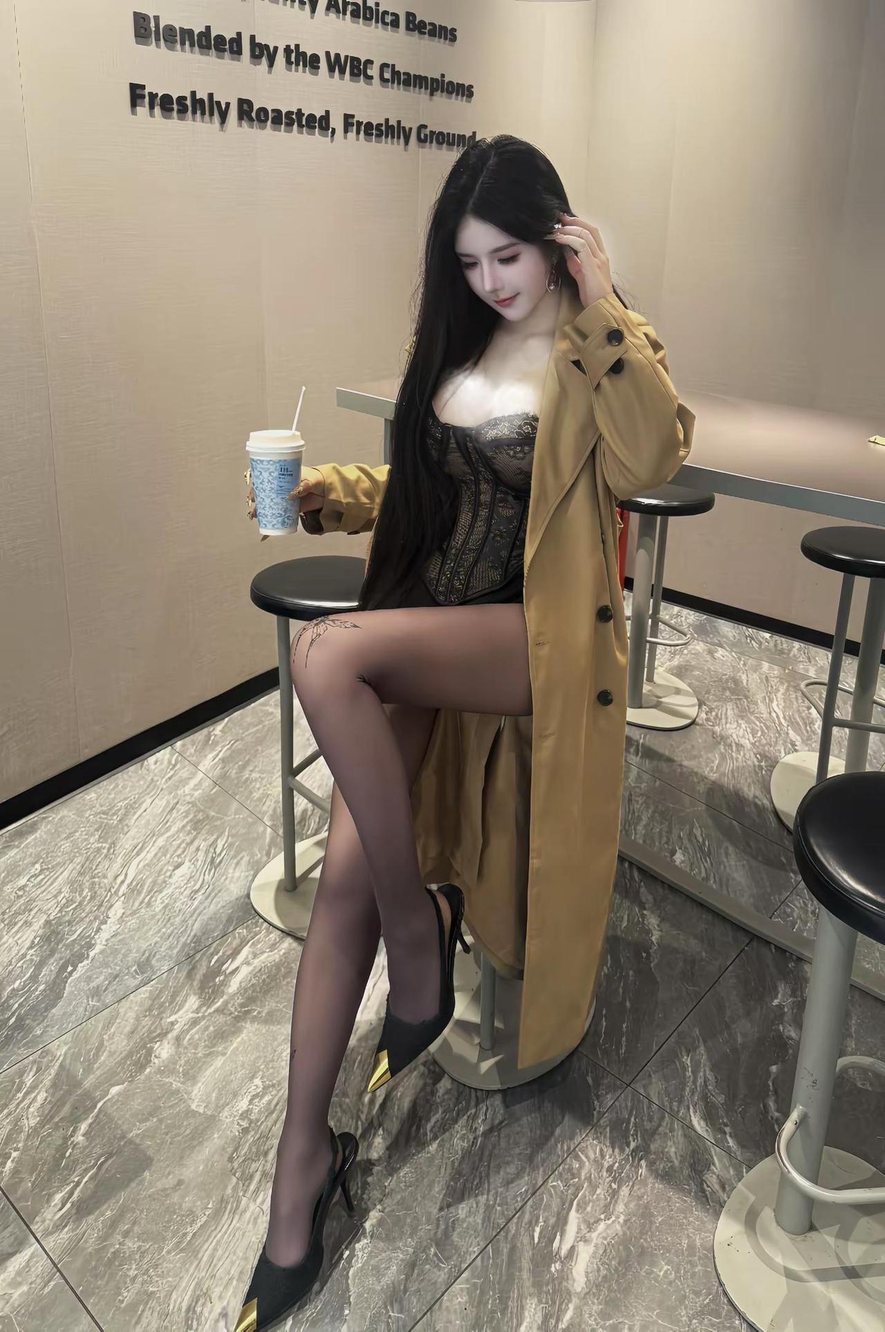 希望我们越来越好 休闲气质穿搭