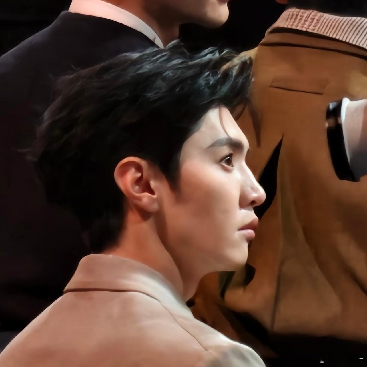 陈哲远：你想干什么，大炮杵我脸上了 