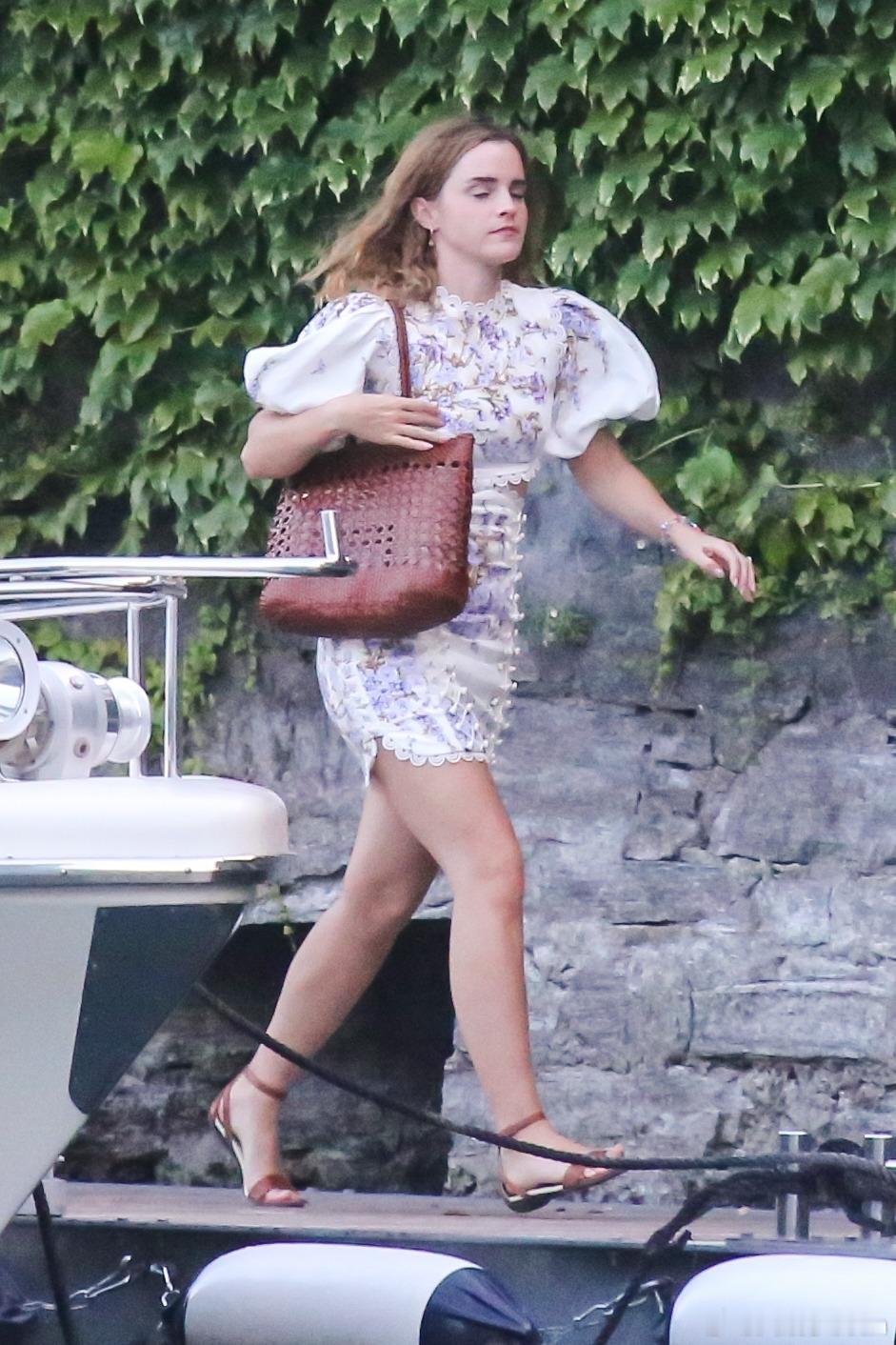 Emma Watson艾玛沃特森在意大利科莫湖外出，前往George Cloon