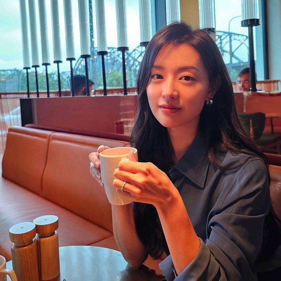 女友感金智媛 ​​​