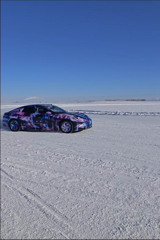 尚界Z7雪地“溜冰”火了,这优雅身段里藏了多少年轻人的梦
网上那段尚界Z7的雪地