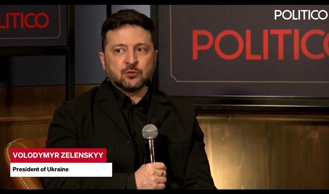 泽连斯基再次用自己年龄的优势，给乌克兰来了一波心理安慰！2月14日，泽连斯基接受