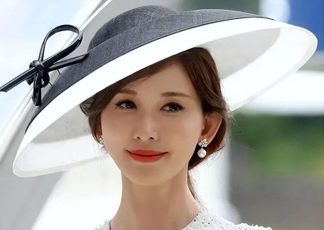 【下嫁日本人，47岁高龄生子的林志玲，这次要为自己的选择买单了】
被誉为“台湾第