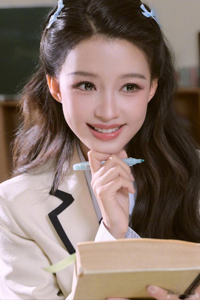 孙怡想去歌手踢馆 没必要太较真啦，就是姐姐日常放松唠嗑，说说自己的小梦想，自娱自