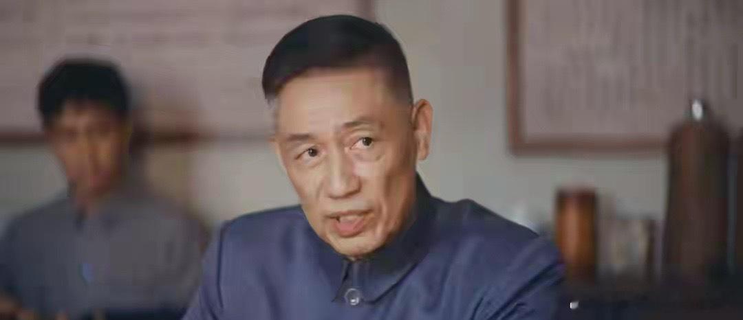 如何评价重器大结局 《重器》大结局最扎心：它不奖励努力，只结算选择。方淑梅清醒却