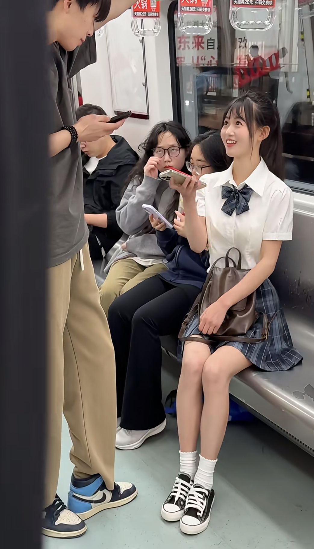 主动一点，好事发生时尚穿搭 ​​​