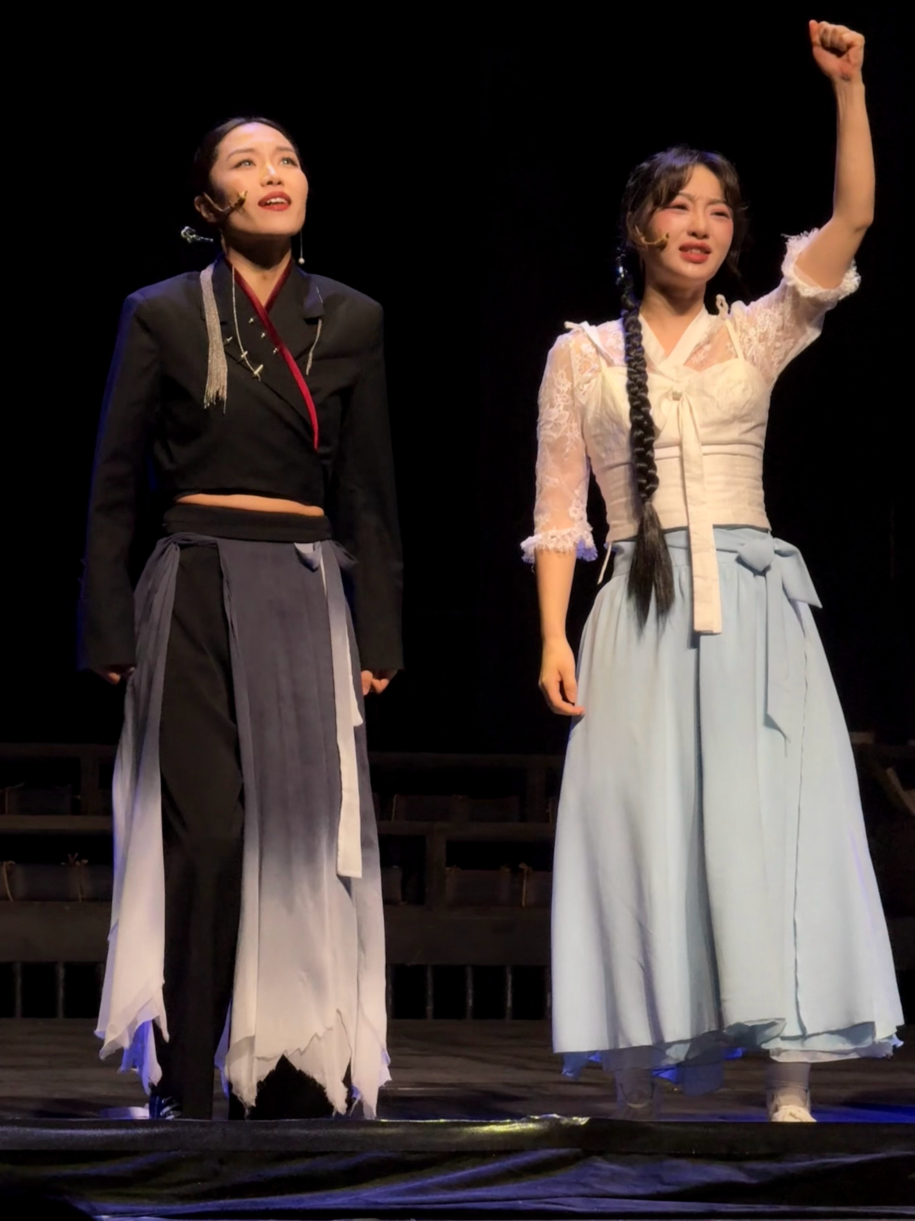 不愿接受这轮红莲就结束了一定要有二轮啊！魅力鲸鱼！！！把四位红莲和三位降临都解锁