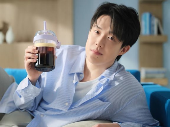 “每个早晨，按我的来”这句很好梦啊  Nespresso奈斯派索 … 戳我查看完