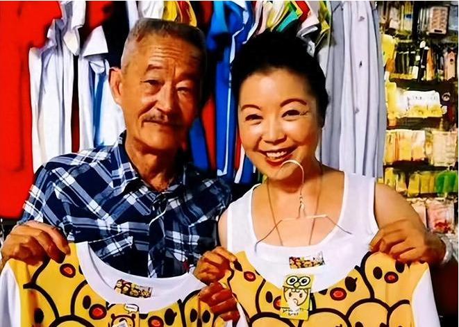 妹爷病逝，生前的最后一些意识形态曝光，让观众真的意难平。
消息一出，全网瞬间陷入