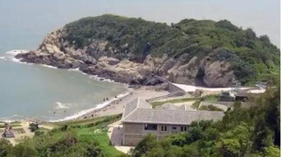 一旦 台海 爆发冲突，最难啃的骨头不是 台湾地区 本岛，而是距大陆最近点约 34