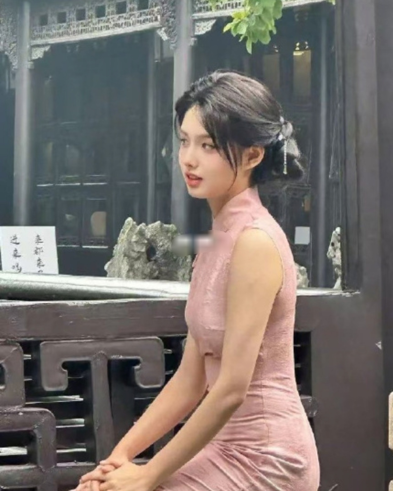 路人眼里的艾米，才17岁，这模样能火不？ ​ ​​​