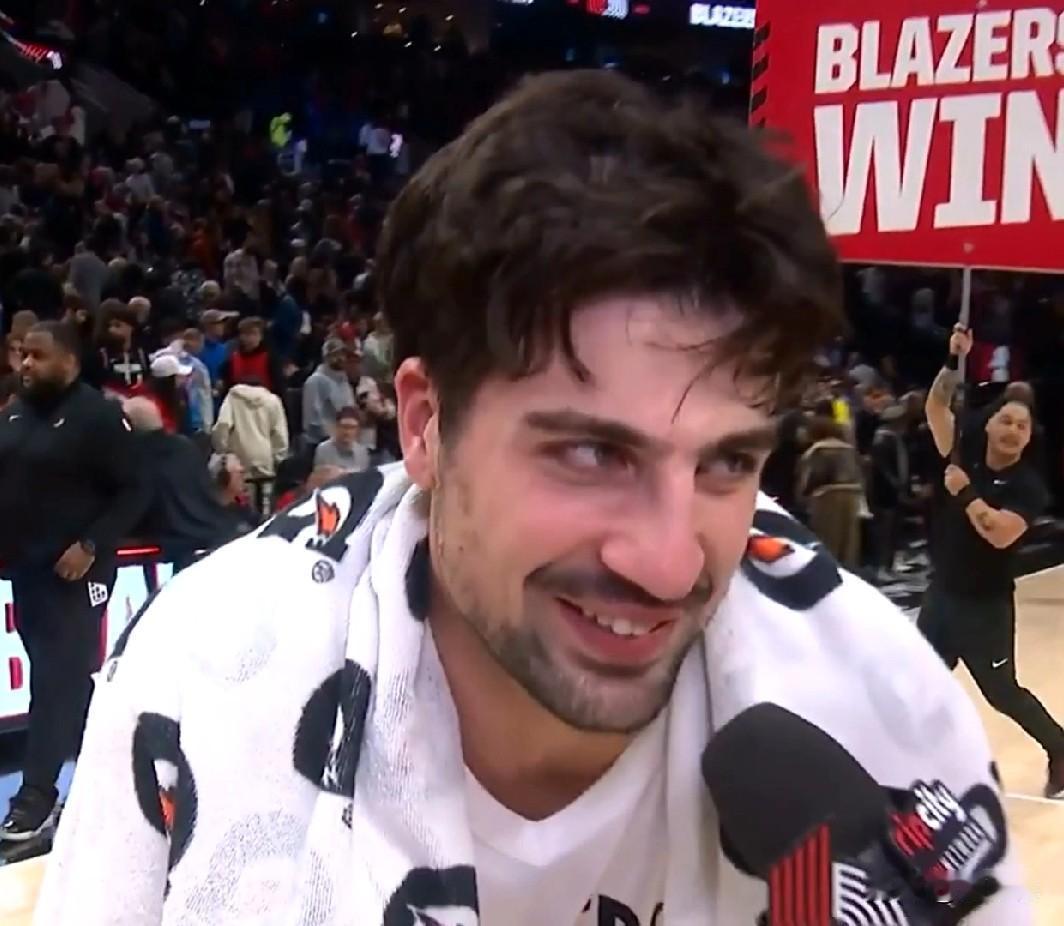 吓人！阿夫迪亚谈伊森绝杀超时：

“太吓人了，我们差点就输了。”

“好在伊森的