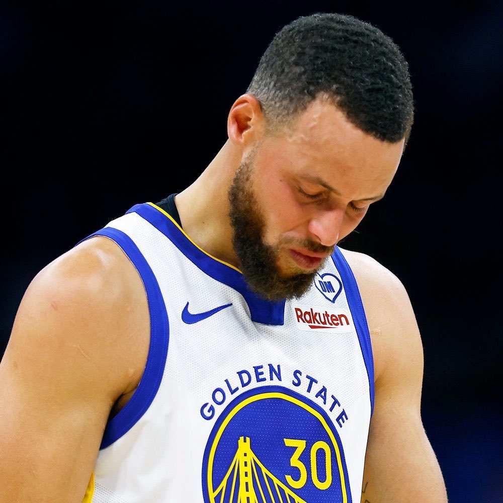 勇士出局了，库里16投得到17分，老了。勇士vs太阳