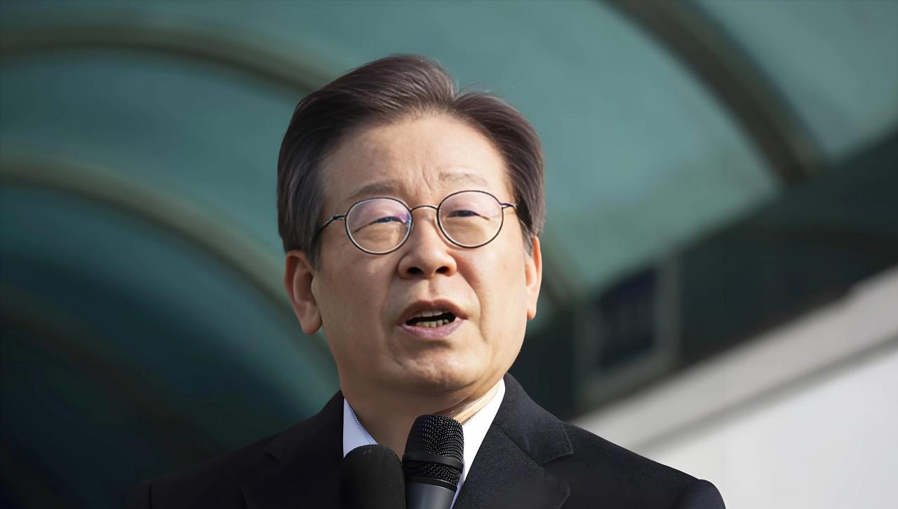 这届APEC峰会，韩国真是把脸丢到太平洋里了！

1700多全球大佬云集，结果酒