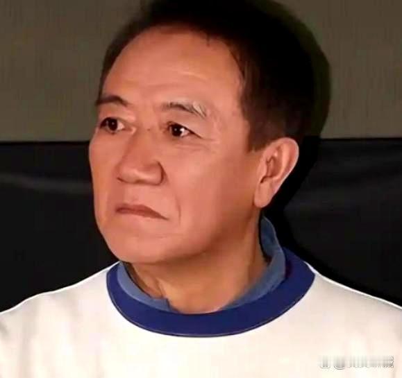北京通州，李幼斌的前妻张瑞琪，2006年离婚时分到了860万。
放在当时，这是一