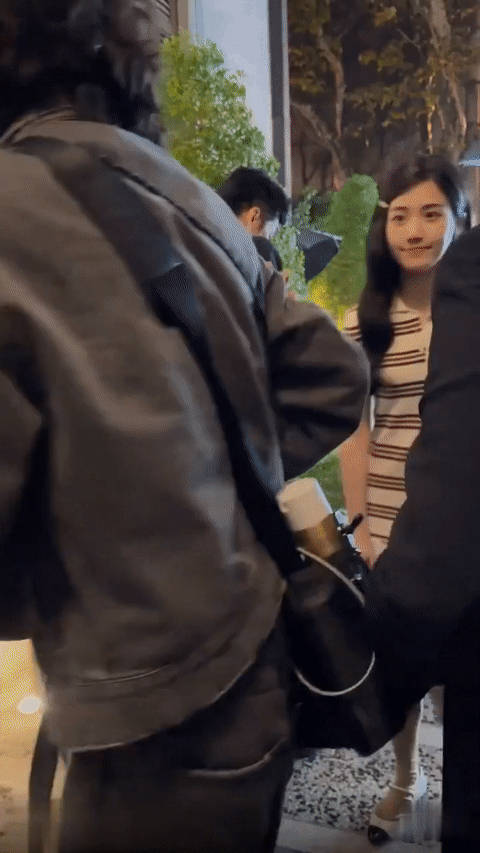 卢昱晓，今日活动生图🈶，如何？ ​​​