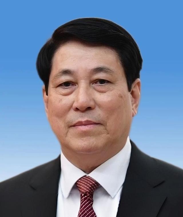 梁强落幕，范明政退休，越南正式告别“四驾马车“时代。

2026年1月越共十四大