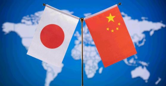 正在美国访问的日本首相高市早苗突然对我们喊话了，高市早苗一句硬话也没有说！3月2