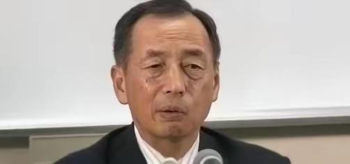 日本的一个曾在美深造过的军事专家说：一旦中日开战，日本要对中国“三路打击”，其意