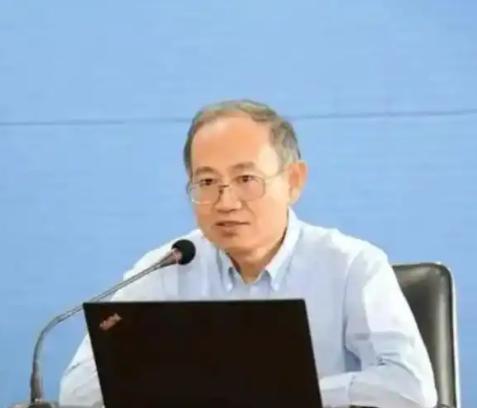 这番话，让多少圈内人如坐针毡？复旦一位知名学者在论文中毫不避讳地指出：“绝大部分