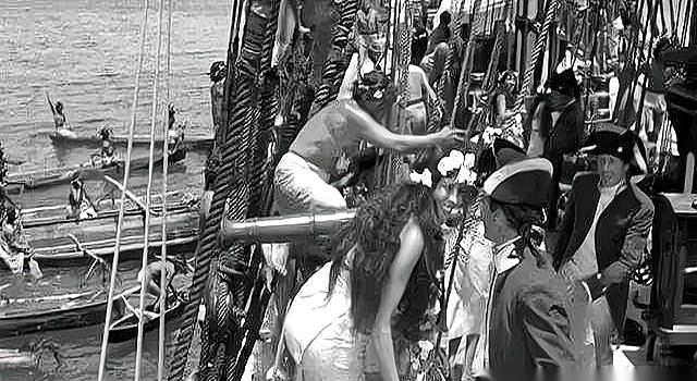 200年前，9个英国逃兵，杀光了一座太平洋孤岛上所有的土著男人。
赏金号叛变这事