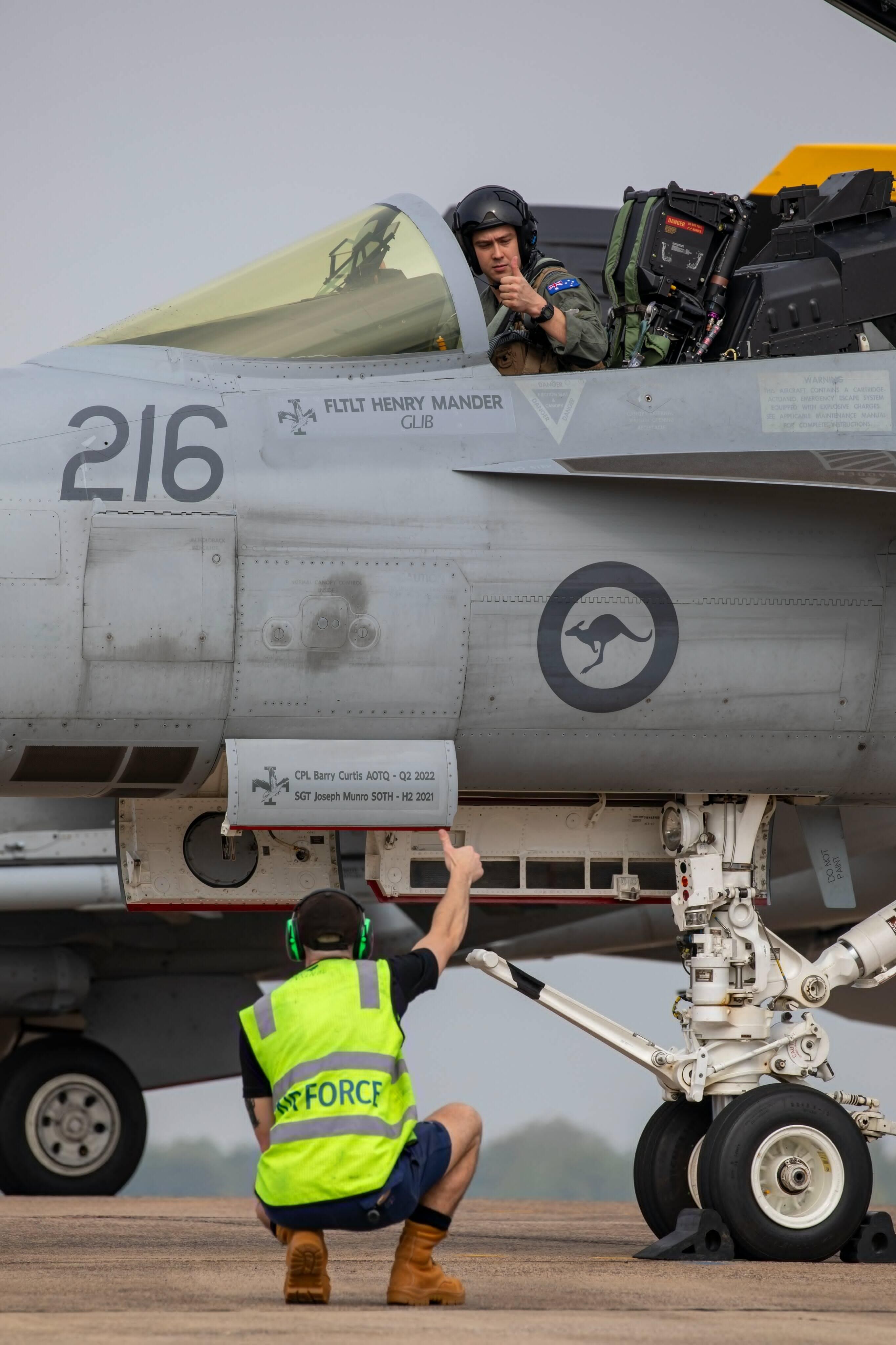 澳大利亚皇家空军装备的F/A-18E/F超级大黄蜂战斗机，目前装备塑料虫的国家不