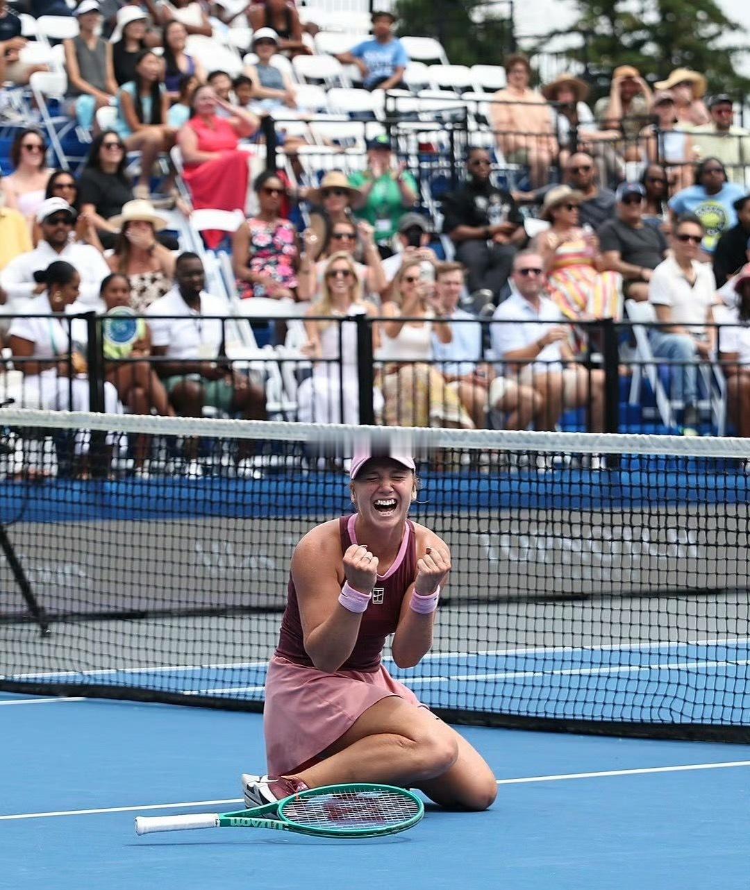 16岁小将获WTA首冠 WTA250孟菲斯站决赛，16岁资格赛小将柳托娃1-6、