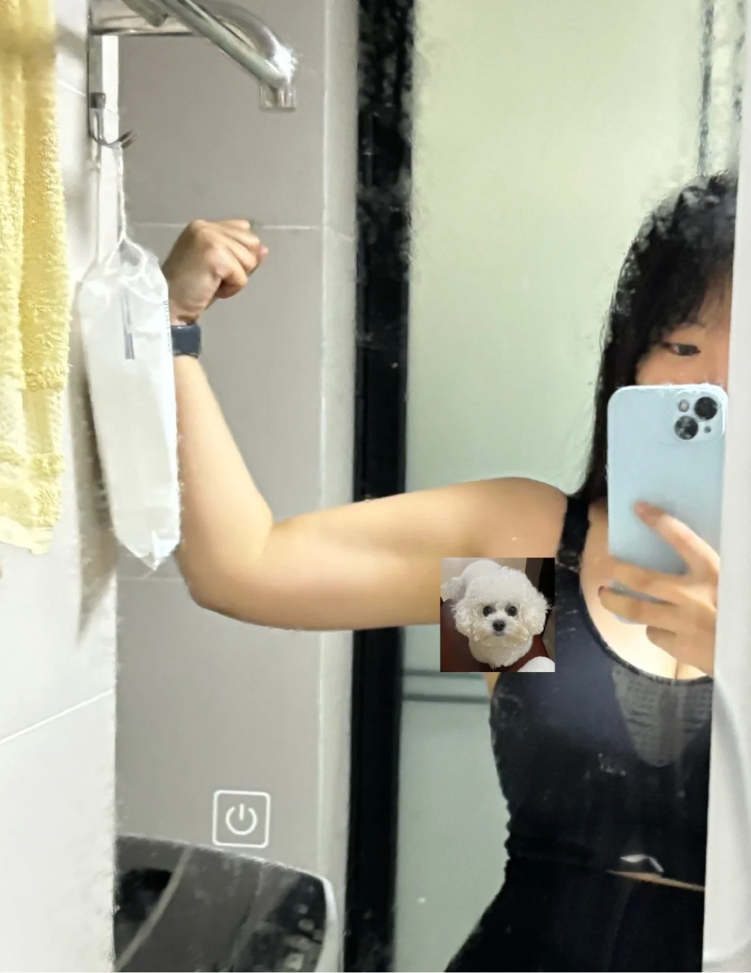 有一miumiu 小肌肉线条了