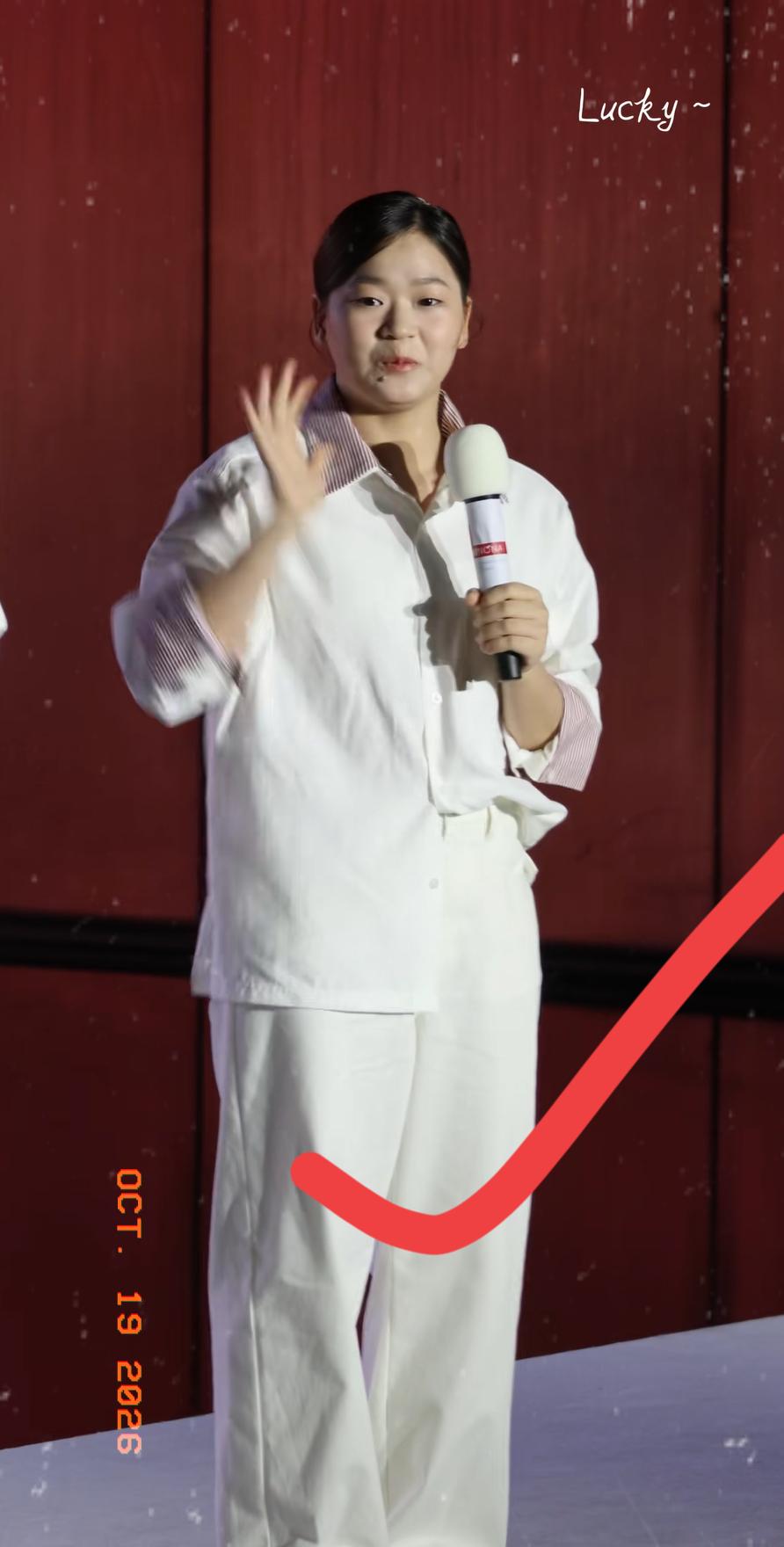 全红婵亮相上海的活动，这几点需要注意了：1、要努力学习了，加快自己的成长。2、不